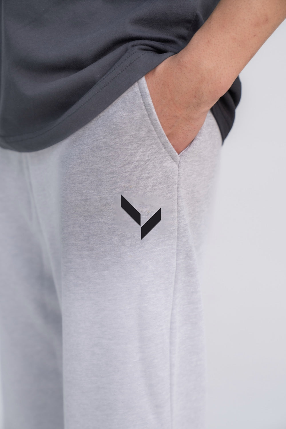 Signature Straight Fit - Black
